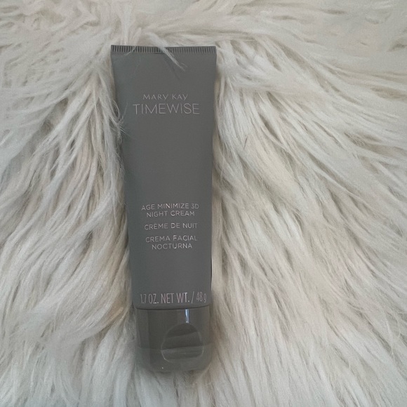 Night Cream, Normal/Dry Formula - Picture 1 of 3